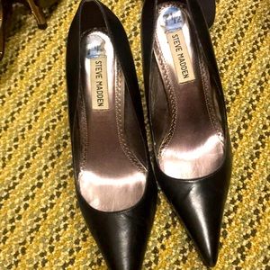 Steve Madden black heels